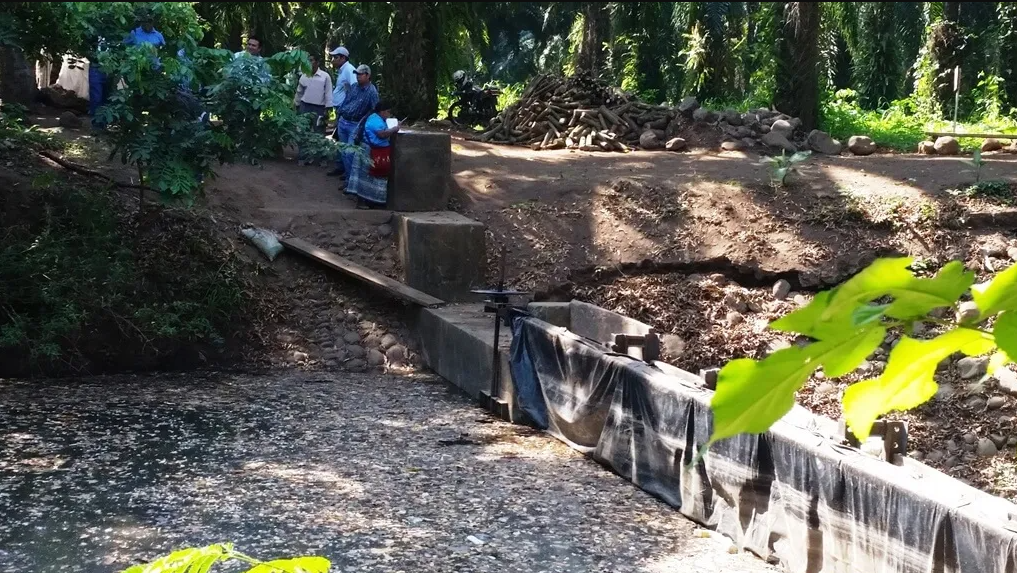  El desvío de los ríos ha sido uno de los problemas recurrentes en la Costa Sur. Foto Cortesía 